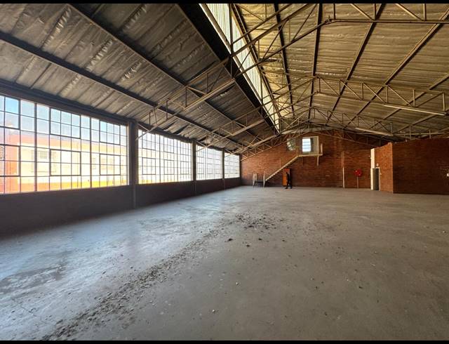 789M² WAREHOUSE TO LET IN WYNBERG